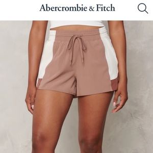 Abercrombie & Fitch YPB Lined Running Shorts Pockets Willow Brown Cream Small XS